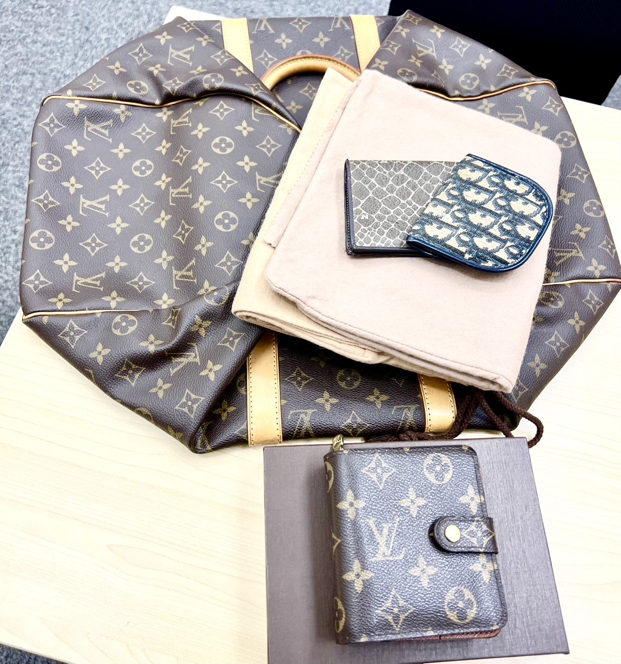 ブランド品をお買取りさせていただきました！