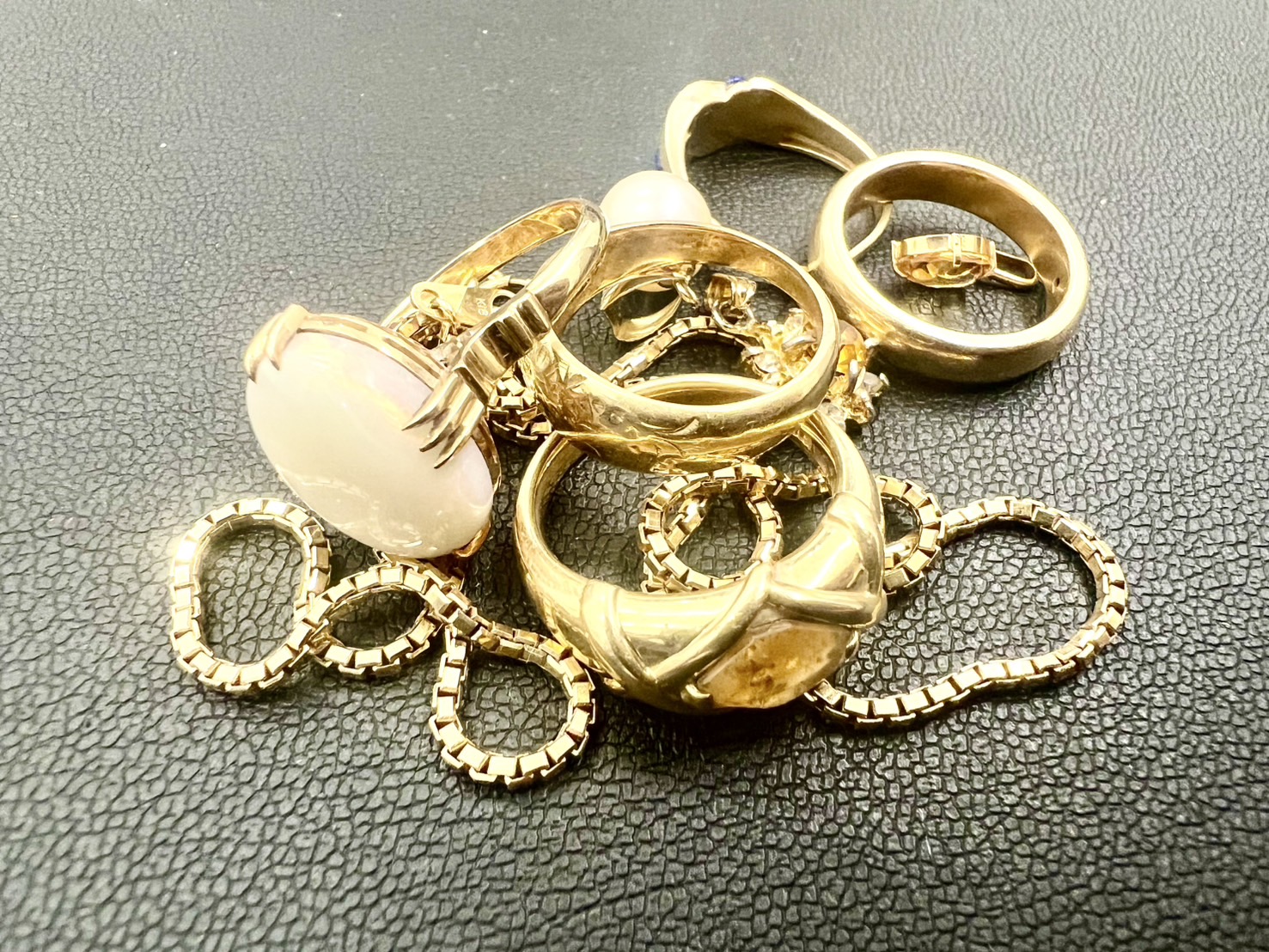 貴金属をお買取りさせていただきました！