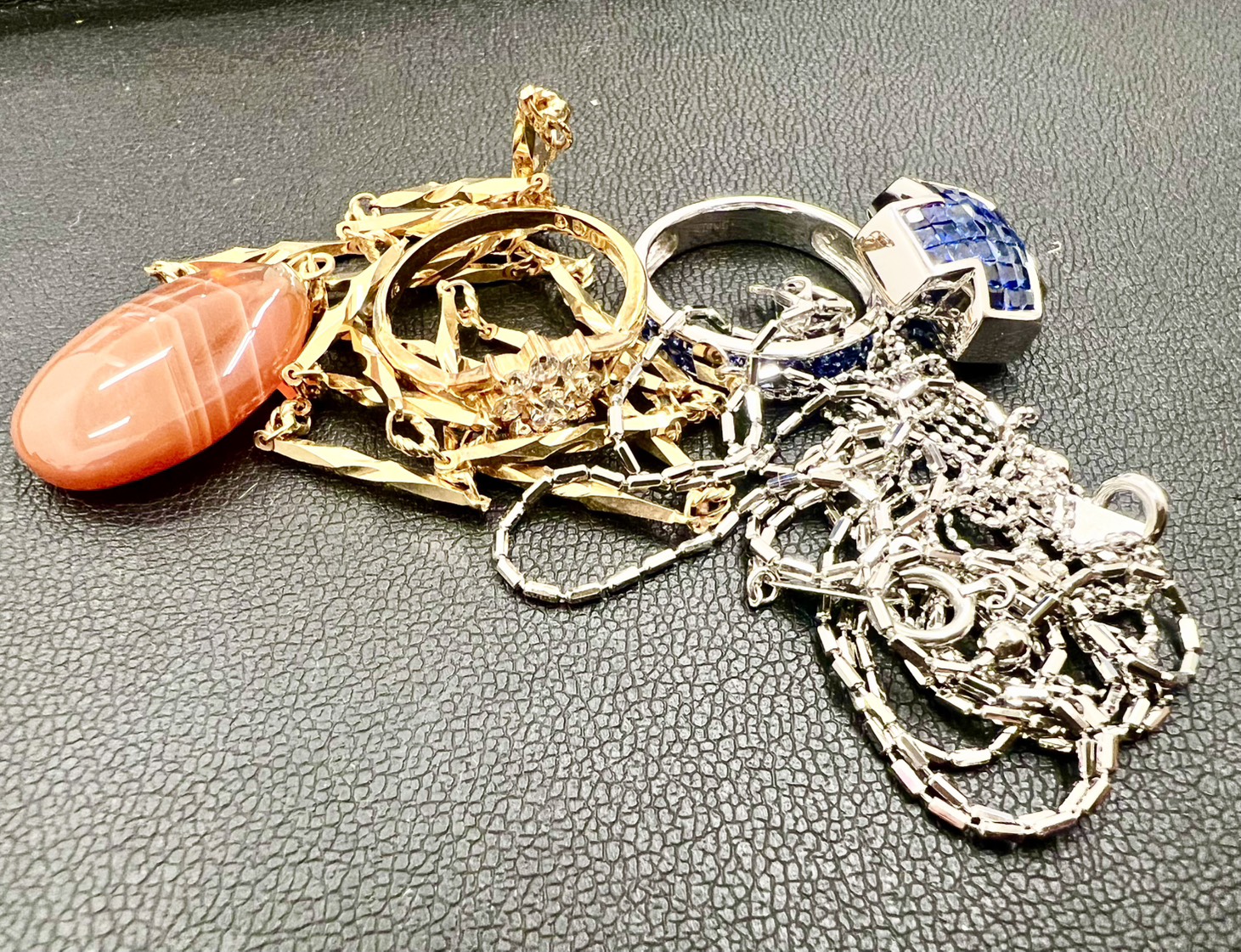 貴金属をお買取りさせていただきました！