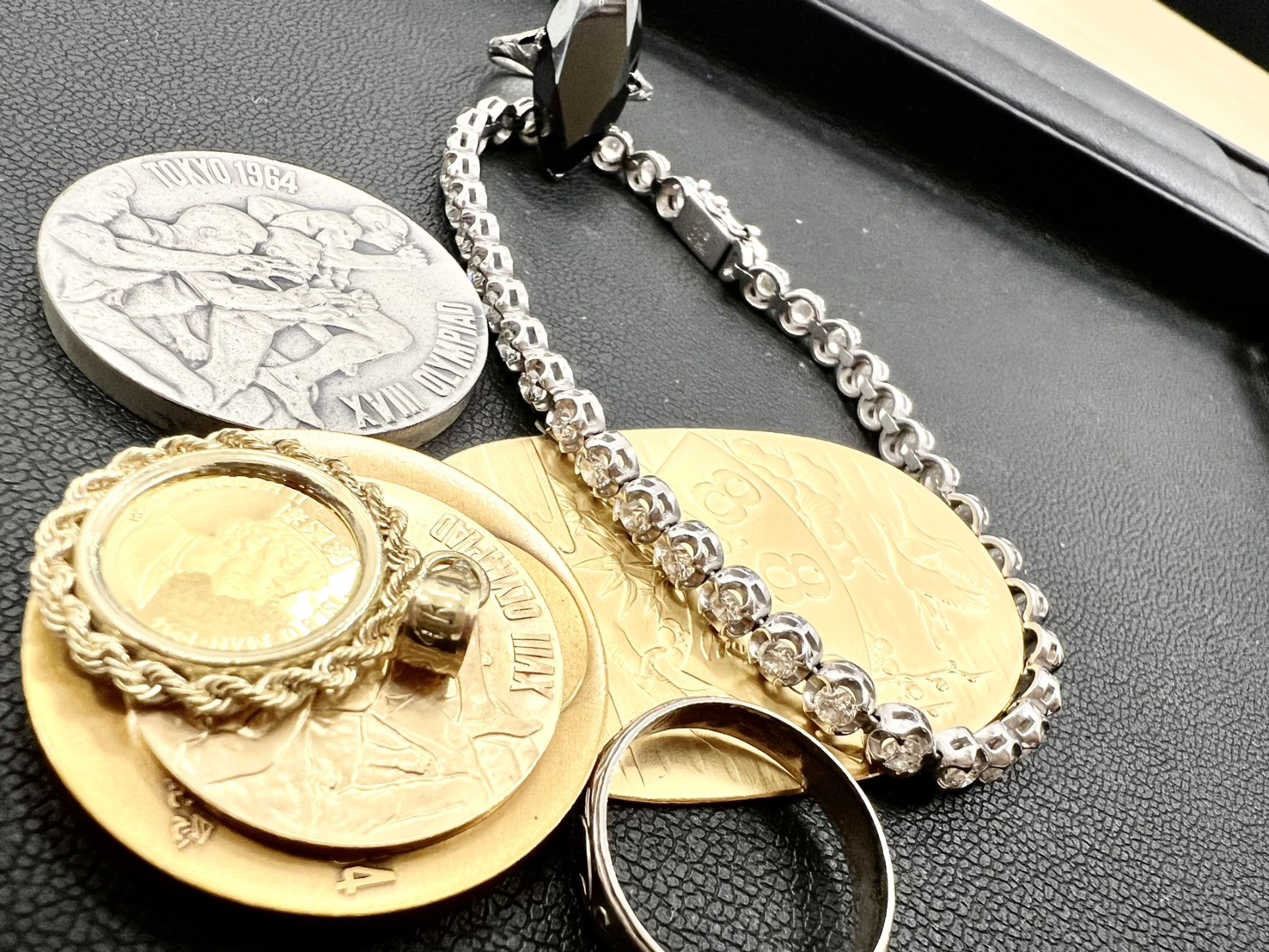 貴金属をお買取りさせていただきました！